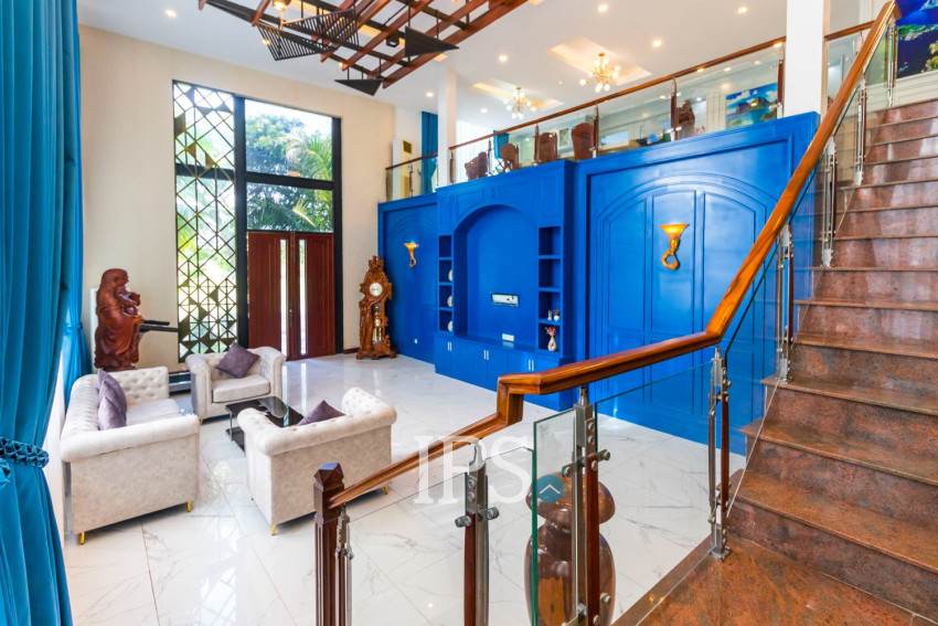 4 Bedroom Duplex Apartment For Rent - Svay Dangkum, Siem Reap