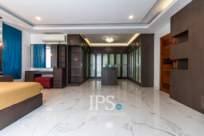 4 Bedroom Duplex Apartment For Rent - Svay Dangkum, Siem Reap