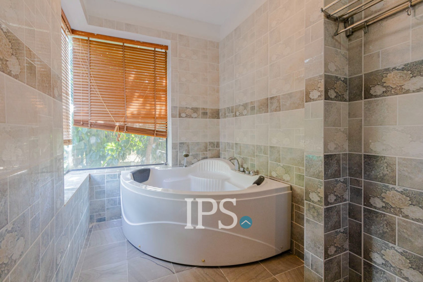 4 Bedroom Duplex Apartment For Rent - Svay Dangkum, Siem Reap