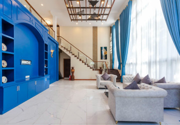 4 Bedroom Duplex Apartment For Rent - Svay Dangkum, Siem Reap thumbnail