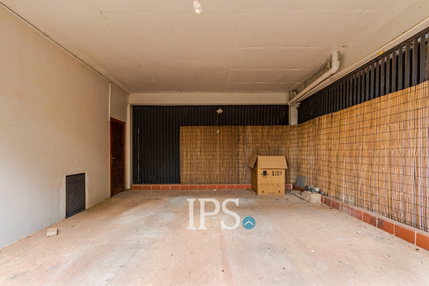 4 Bedroom Duplex Apartment For Rent - Svay Dangkum, Siem Reap