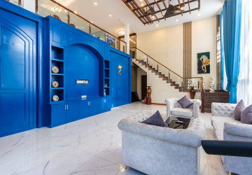 4 Bedroom Duplex Apartment For Rent - Svay Dangkum, Siem Reap thumbnail