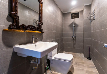 4 Bedroom Duplex Apartment For Rent - Svay Dangkum, Siem Reap thumbnail