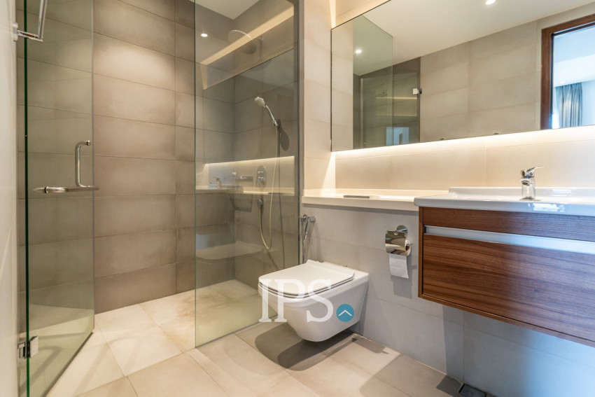 3 Bedroom Condo For Rent - Embassy Central, BKK1, Phnom Penh