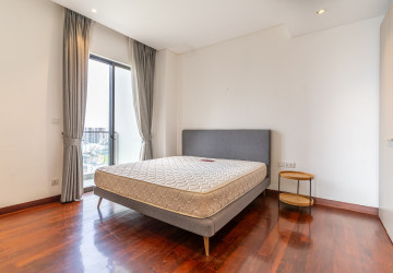 3 Bedroom Condo For Rent - Embassy Central, BKK1, Phnom Penh thumbnail