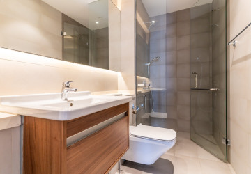 3 Bedroom Condo For Rent - Embassy Central, BKK1, Phnom Penh thumbnail