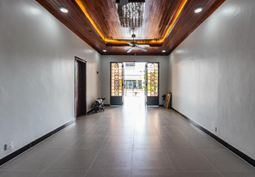 1 Bedroom Apartment For Rent - Slor Kram, Siem Reap thumbnail