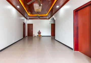 1 Bedroom Apartment For Rent - Slor Kram, Siem Reap thumbnail