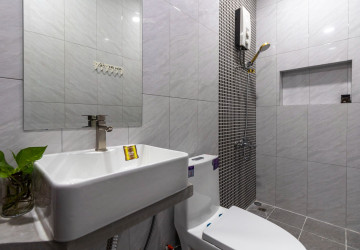 1 Bedroom Apartment For Rent - Slor Kram, Siem Reap thumbnail