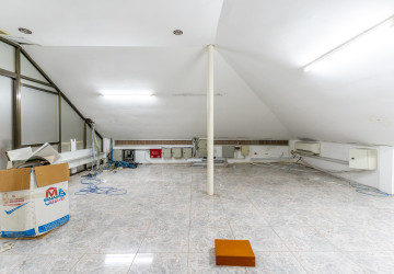 8 Bedroom Villa For Rent - Tonle Bassac, Phnom Penh thumbnail