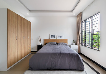 3 Bedroom Flat For Rent -Svay Dangkum, Siem Reap thumbnail