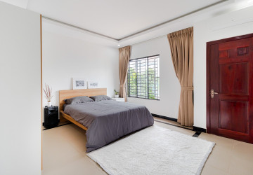 3 Bedroom Flat For Rent -Svay Dangkum, Siem Reap thumbnail