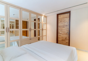 Duplex 2 Bedroom Serviced Condo For Rent - Condo 240, Chakto Mukh, Phnom Penh thumbnail