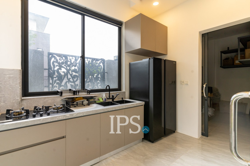 5 Bedroom Villa For Rent - Russey Keo, Phnom Penh