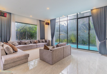 5 Bedroom Villa For Rent - Russey Keo, Phnom Penh thumbnail