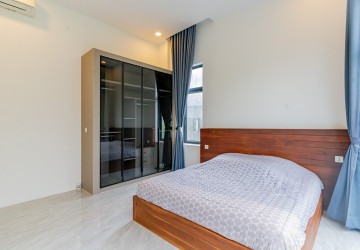 5 Bedroom Villa For Rent - Russey Keo, Phnom Penh thumbnail