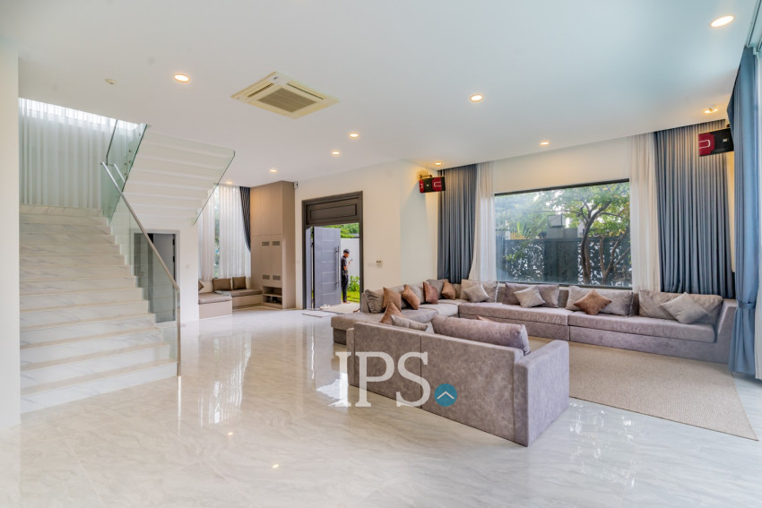 5 Bedroom Villa For Rent - Russey Keo, Phnom Penh