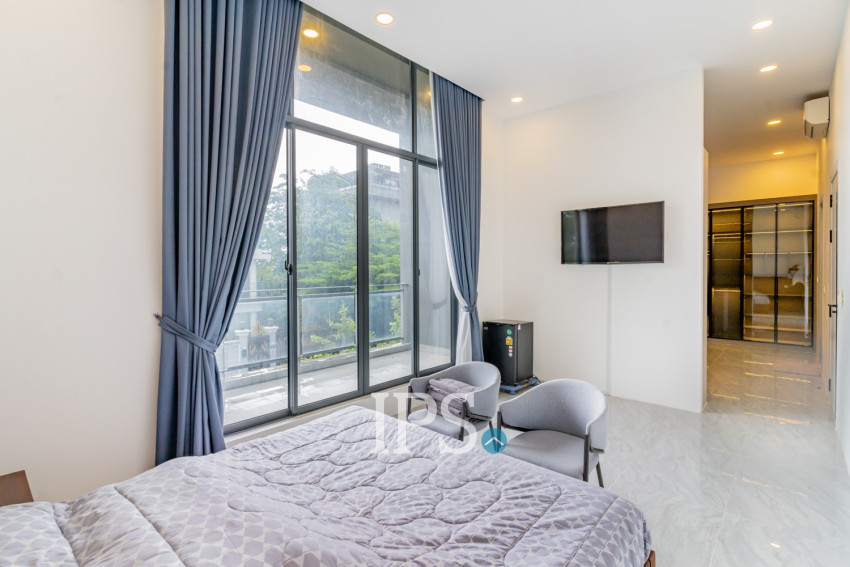 5 Bedroom Villa For Rent - Russey Keo, Phnom Penh