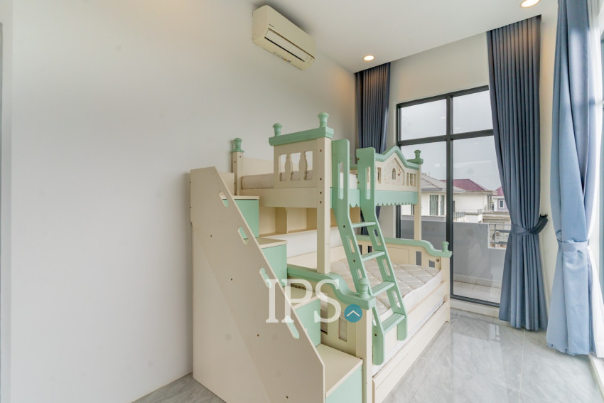 5 Bedroom Villa For Rent - Russey Keo, Phnom Penh