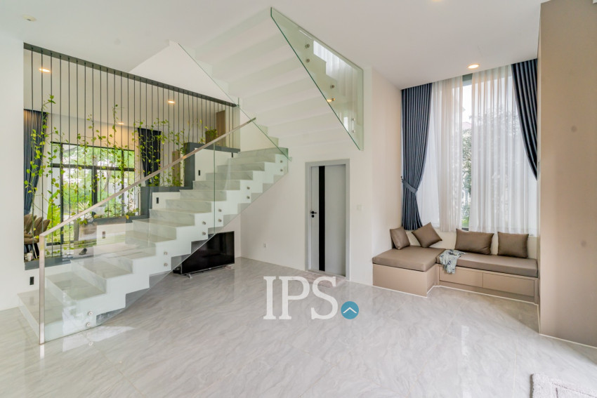 5 Bedroom Villa For Rent - Russey Keo, Phnom Penh
