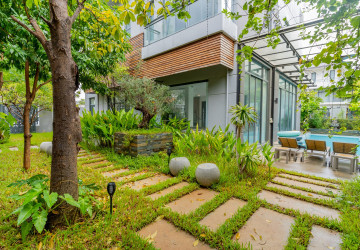 5 Bedroom Villa For Rent - Russey Keo, Phnom Penh thumbnail