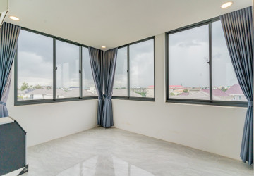 5 Bedroom Villa For Rent - Russey Keo, Phnom Penh thumbnail