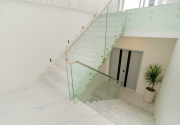 5 Bedroom Villa For Rent - Russey Keo, Phnom Penh thumbnail