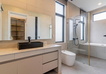 5 Bedroom Villa For Rent - Russey Keo, Phnom Penh thumbnail