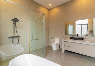 5 Bedroom Villa For Rent - Russey Keo, Phnom Penh thumbnail