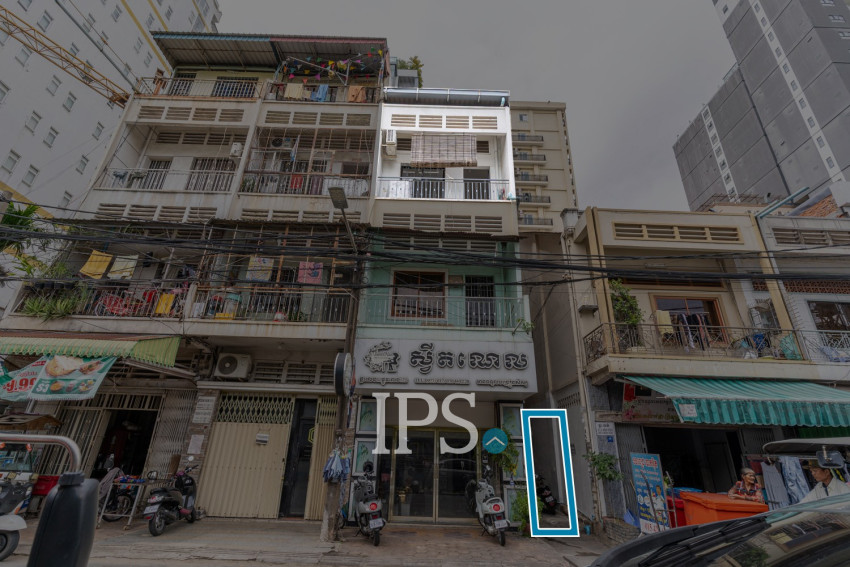 Renovated Loft 3 Bedroom Apartment For Rent - Phsar Thmei 3, Phnom Penh