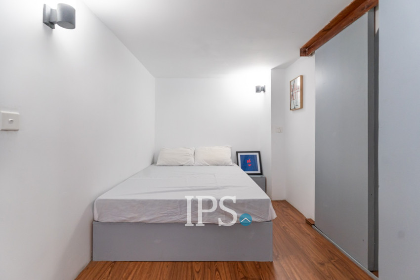 Renovated Loft 3 Bedroom Apartment For Rent - Phsar Thmei 3, Phnom Penh