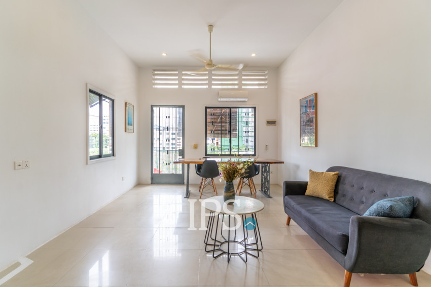 Renovated Loft 3 Bedroom Apartment For Rent - Phsar Thmei 3, Phnom Penh