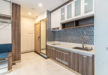 1 Bedroom Serviced Apartment For Rent - BKK1, Phnom Penh thumbnail