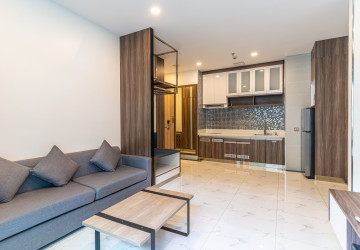 1 Bedroom Serviced Apartment For Rent - BKK1, Phnom Penh thumbnail