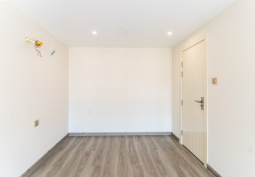 18th Floor 2 Bedroom Loft Condo For Sale - L Tower, Beoung Tumpun 2, Phnom Penh thumbnail