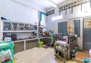 182 Sqm Retail Space For Rent - Phsar Thmei Ti 3, Phnom Penh thumbnail