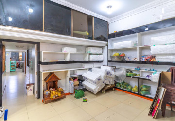 182 Sqm Retail Space For Rent - Phsar Thmei Ti 3, Phnom Penh thumbnail