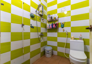 182 Sqm Retail Space For Rent - Phsar Thmei Ti 3, Phnom Penh thumbnail