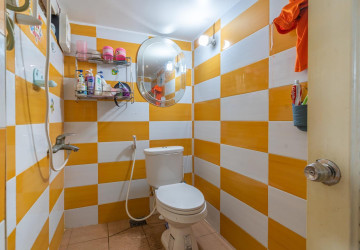 182 Sqm Retail Space For Rent - Phsar Thmei Ti 3, Phnom Penh thumbnail