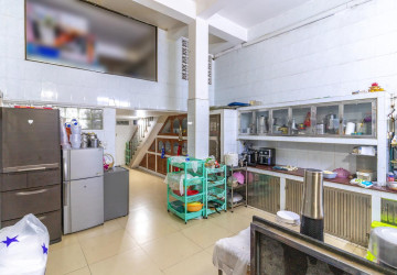 182 Sqm Retail Space For Rent - Phsar Thmei Ti 3, Phnom Penh thumbnail