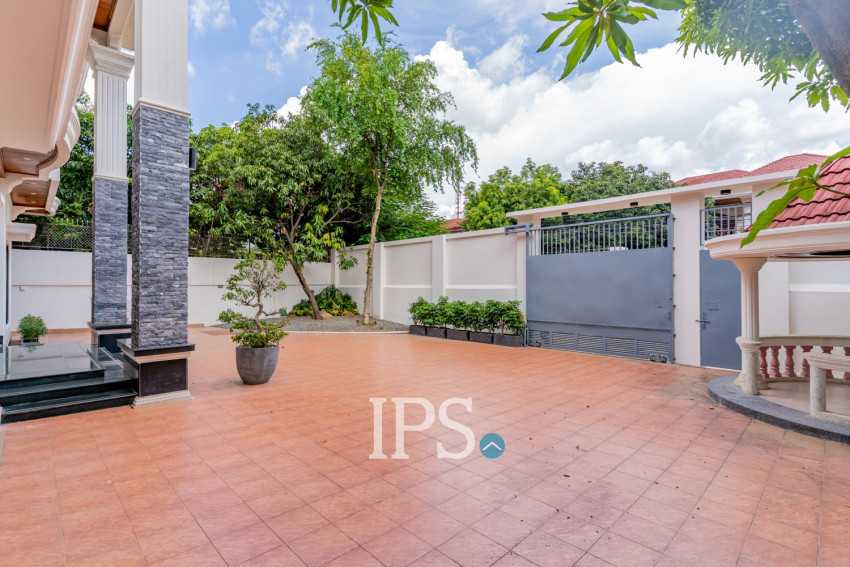 5 Bedroom Villa For Rent - Boeung Kak 1, Phnom Penh