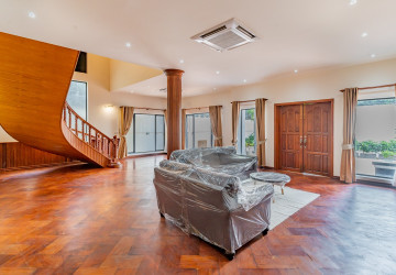 5 Bedroom Villa For Rent - Boeung Kak 1, Phnom Penh thumbnail