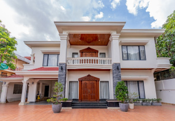 5 Bedroom Villa For Rent - Boeung Kak 1, Phnom Penh thumbnail