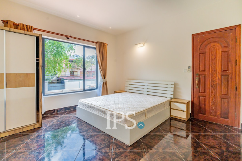 5 Bedroom Villa For Rent - Boeung Kak 1, Phnom Penh