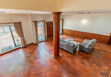 5 Bedroom Villa For Rent - Boeung Kak 1, Phnom Penh thumbnail