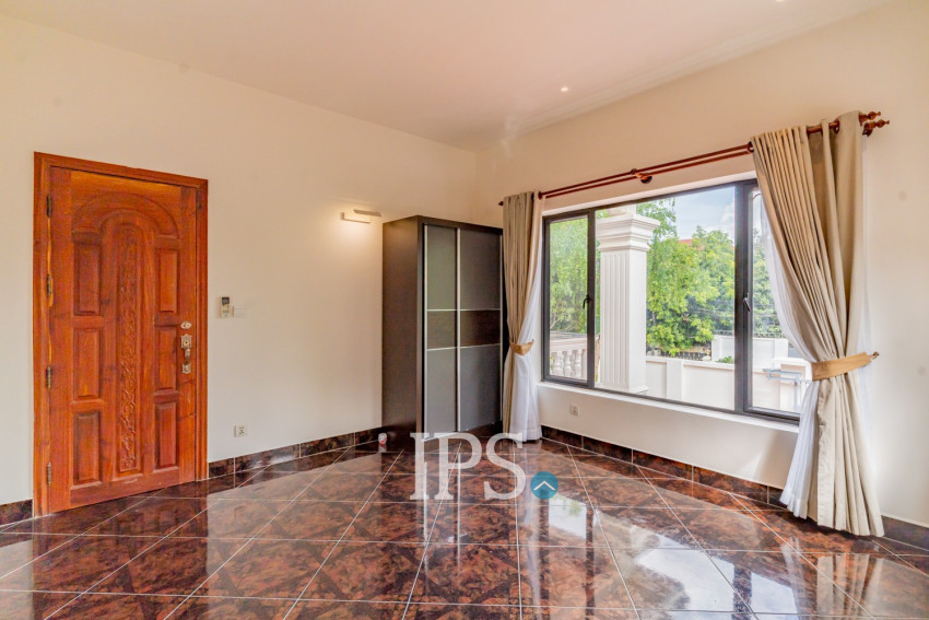 5 Bedroom Villa For Rent - Boeung Kak 1, Phnom Penh