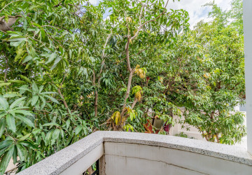 5 Bedroom Villa For Rent - Boeung Kak 1, Phnom Penh thumbnail