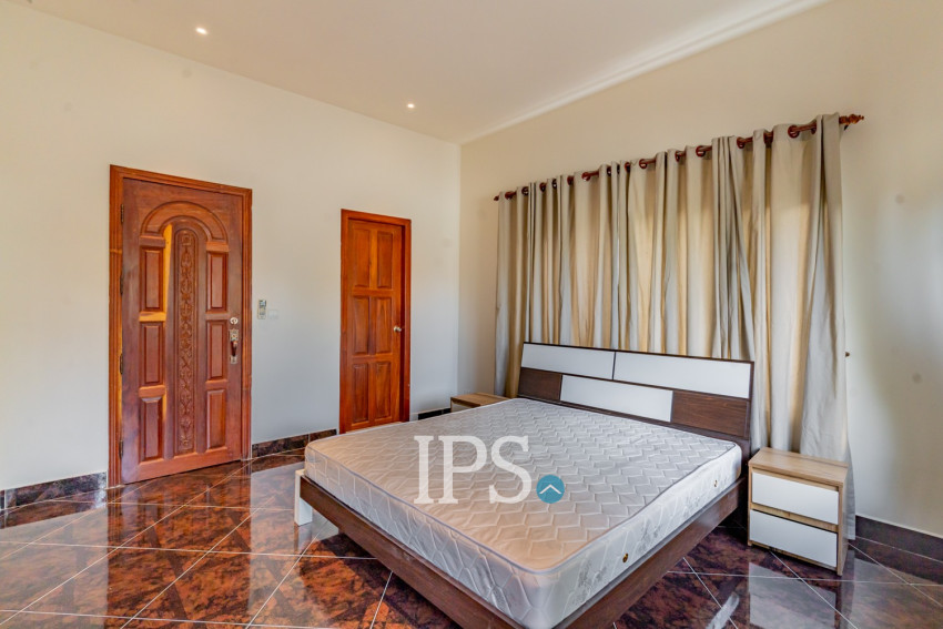 5 Bedroom Villa For Rent - Boeung Kak 1, Phnom Penh