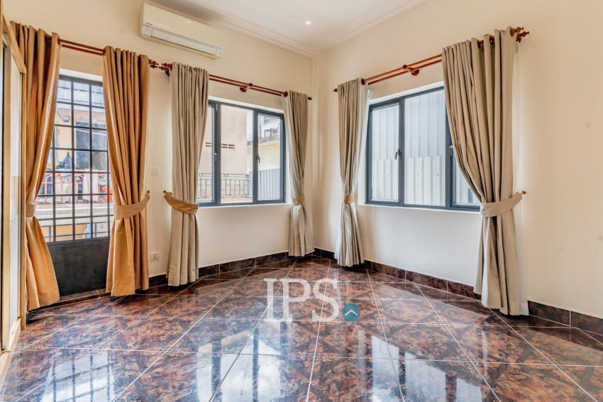 5 Bedroom Villa For Rent - Boeung Kak 1, Phnom Penh