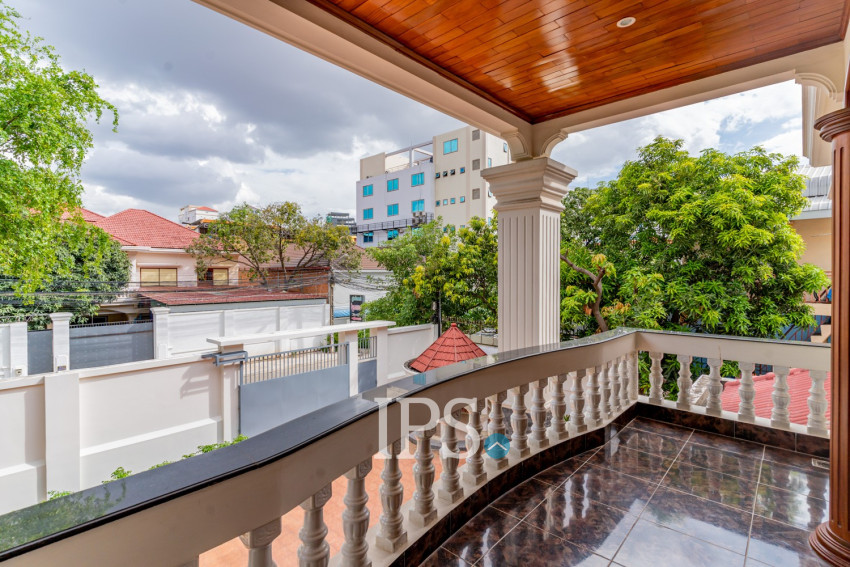 5 Bedroom Villa For Rent - Boeung Kak 1, Phnom Penh